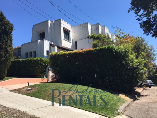 Sunny and freshly renovated in-law unit in lovely North Berkeley 1930’s home!