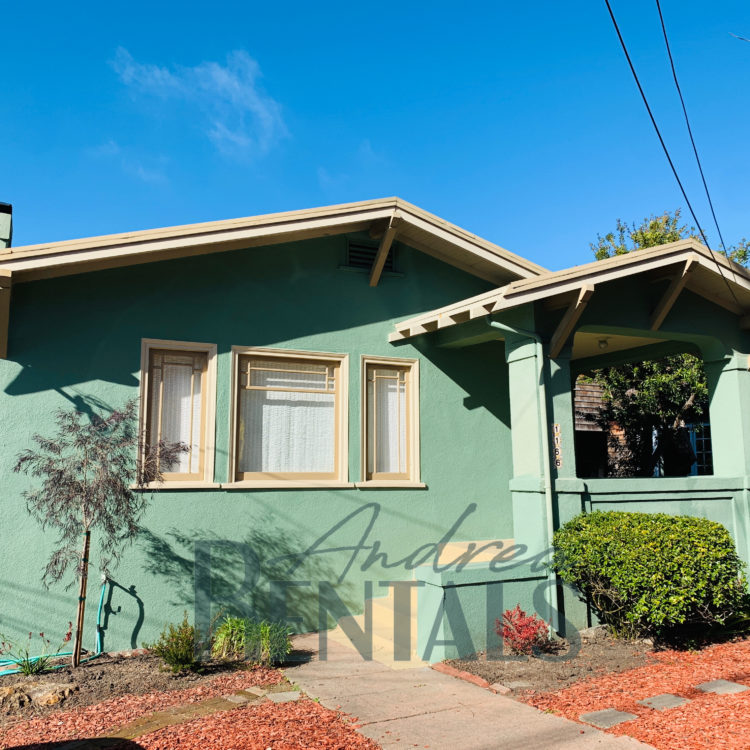 Lovely 2BD/1BA classic North Berkeley Craftsman with vintage charm, great natural light, and hardwood floors throughout!