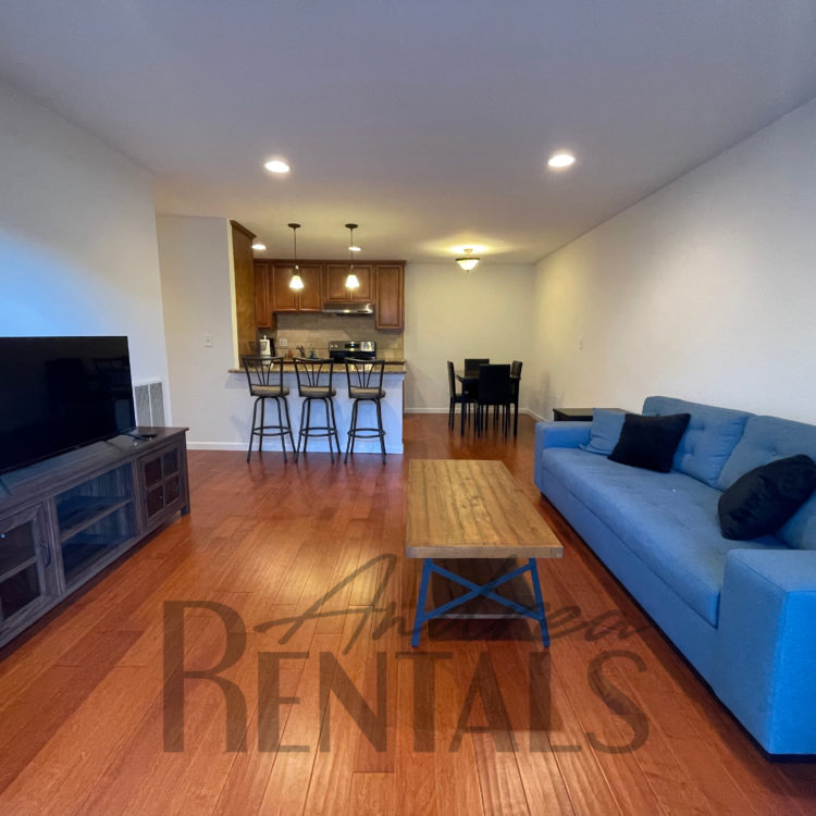 Neat and tidy 1BR/1BA in excellent Adam’s Point location WITH PARKING available now!
