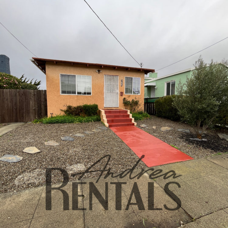 Cute 2 bd/2ba home in North&East Richmond available now!