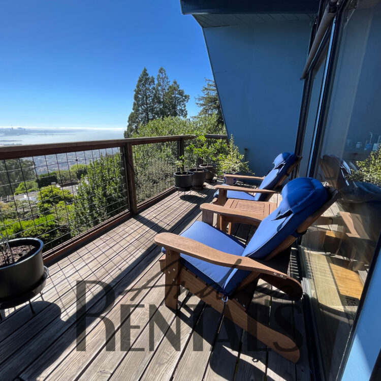 Beautiful Berkeley Hills home with spectacular Bay views!